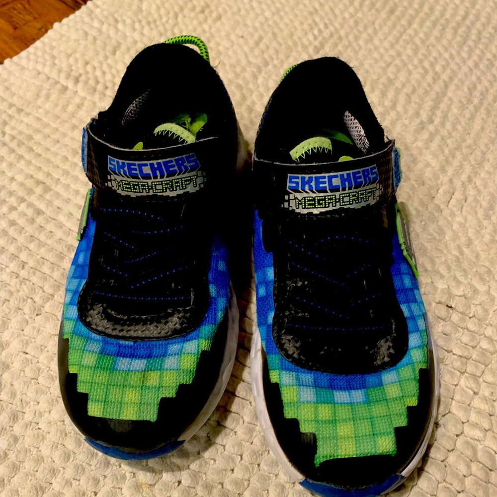 Kids Scetcher Mindcraft shoes in good condition